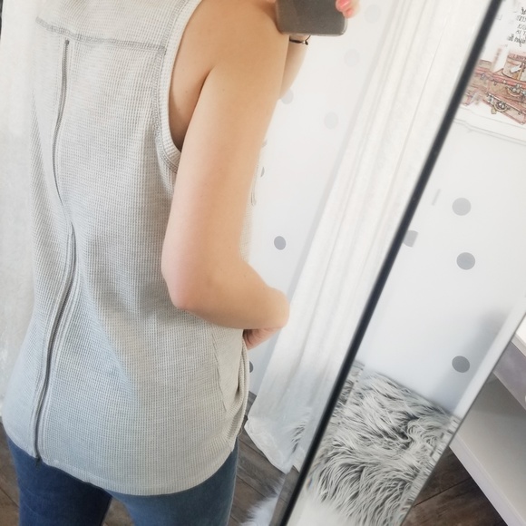 Dressy Waffle Tank w/Zipper Back Chic Spring Tanks Women’s Tops - Picture 8 of 10